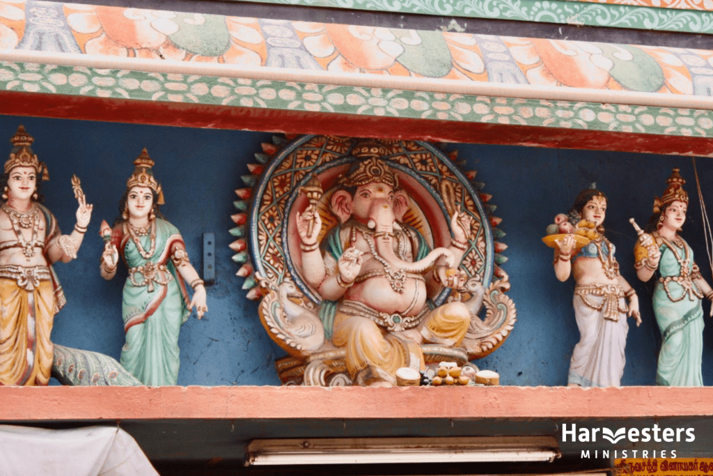 Hindu Statues. Harvesters Ministries