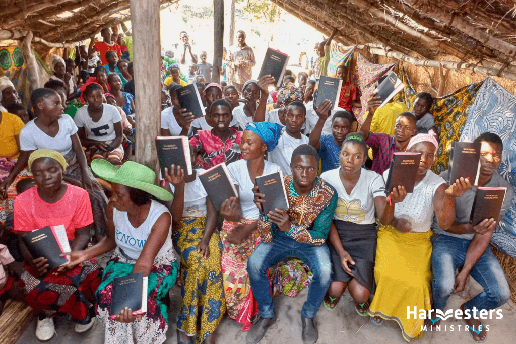 Congregations with Bibles. Harvesters Ministries